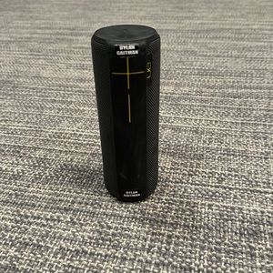 Ultimate Ears Speaker in Grey